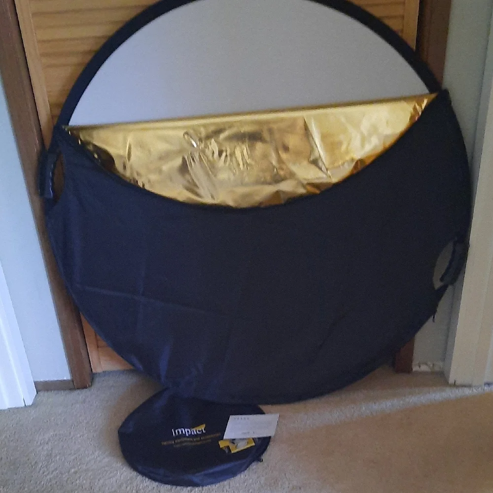 Impact 5 In 1 Collapsible Circular Reflector With Handles 42